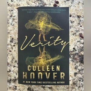Verity by Colleen Hoover